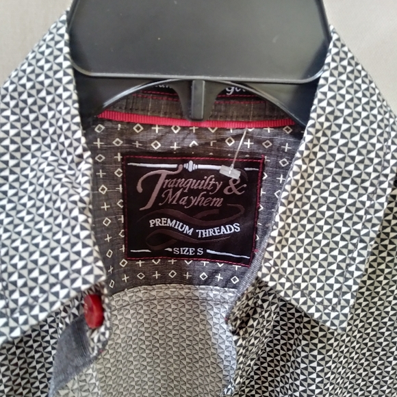 short-sleeved shirt - Picture 4 of 5